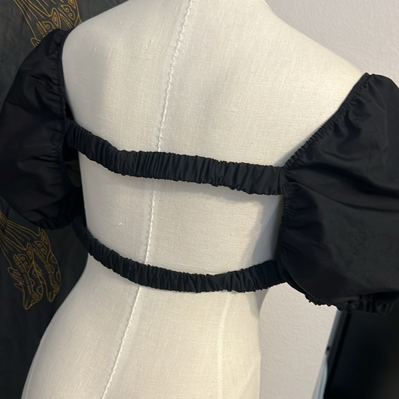 Sweetheart Sexy Black Crop Top - Picture 2 of 7